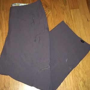 Women’s cropped Capri pants